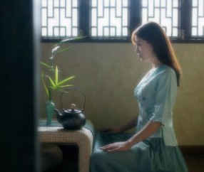 怀孕初期能喝猪骨菜干汤吗（孕早期可以喝猪骨菜干汤吗）