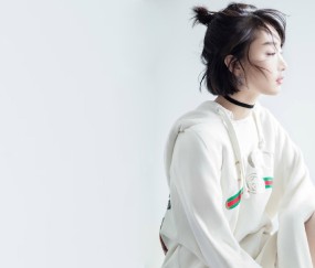 怀孕初期见红是什么颜色的啊（孕初期见红是什么颜色 警惕这3种情况）